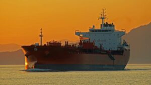 Los test PCR practicados a la tripulación del 'Bow Elm' dan negativo