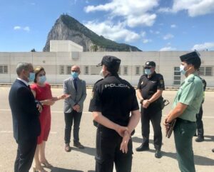 El Gobierno afirma que reforzará frente al Covid el Plan Integral para el Campo de Gibraltar