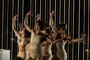 El teatro romano de Baelo Claudia acoge el espectáculo de baile 'El festín de los cuerpos'