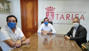 Tarifa establece por primera vez un marco de colaboración con la Universidad de Cádiz