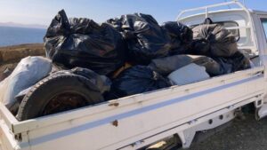 Retiran más de media tonelada de residuos de la costa Este de Tarifa