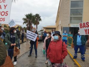 Tarifa también reclama más medios para evitar la saturación de los centros de salud de la comarca