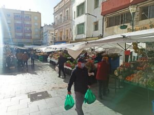 La comarca suma 447 contagios y 18 fallecidos en el fin de semana pero bajan las tasas de incidencia
