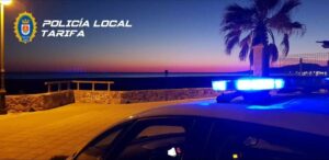 La Policía Local intercepta una decena de inmigrantes llegados a Tarifa en las últimas horas