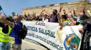 Policías nacionales y guardias civiles exigen en Cádiz un plan integral para el Campo de Gibraltar