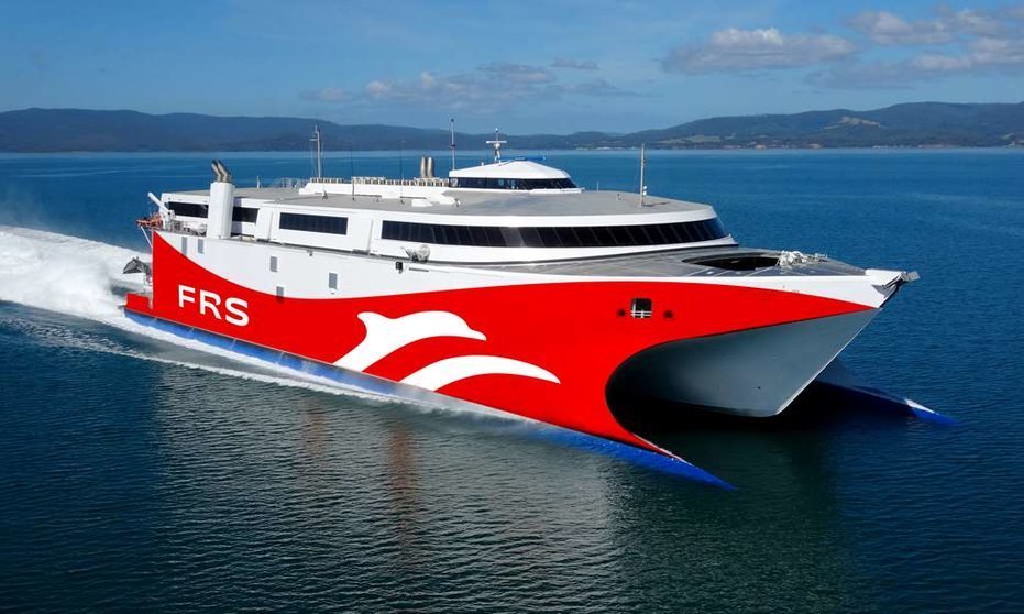 FRS incorpora un nuevo fast ferry de última generación a su flota en El Estrecho