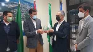El Ayuntamiento de Tarifa, reconocido con el galardón Iglú Verde de Ecovidrio por recoger 159 toneladas en verano