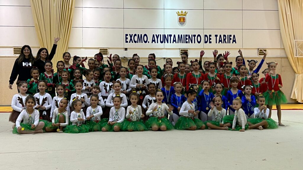 Gimnastas. Foto: Ayuntamiento de Tarifa