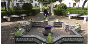 Conservación y Colaboración Ciudadana para Proteger el Patrimonio Ornamental de Tarifa