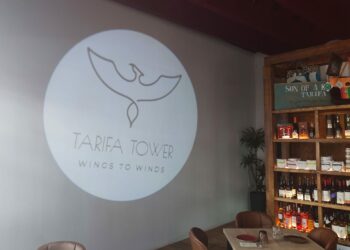 «Por fin ocio SANO para los jóvenes en el centro de Tarifa. Gracias, gracias, gracias…..»