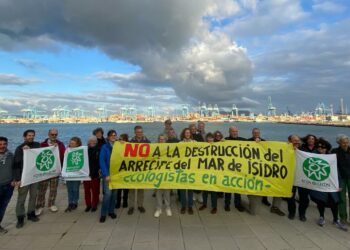 AGADEN Ecologistas en Accion se opone a la destrucción del arrecife del mar de Isidro por parte del puerto Bahía de Algeciras