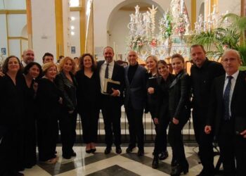 El Coro de Cámara «Ars Moriedi» y Chico Valdivia culminan los actos del Año Jubilar de la Virgen de la Palma en Algeciras