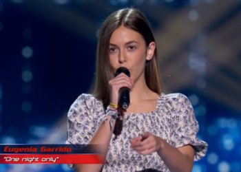 La tarifeña Eugenia Garrido impresiona a los 4 coaches en La Voz Kids