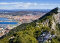 Albares cita hoy lunes a Junta, alcaldes y Mancomunidad de municipios para informar del posible acuerdo sobre Gibraltar