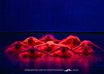 Tarifa se rinde al Festival de Danza de Judith Titulaer. Galería Tomoyuki Hotta