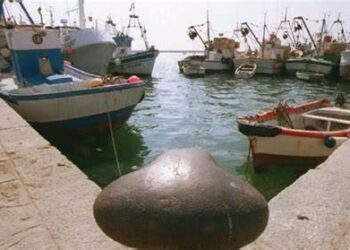 Fallece un pescador de Barbate cuando faenaba frente a las costas de Chipiona