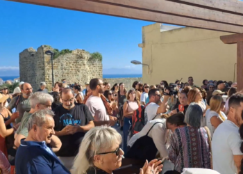 «Tarifa no se vende» prepara diversas acciones frente al proyecto de reforma del litoral