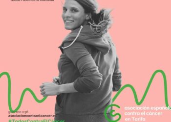Llega a Tarifa la campaña “Contigo el rosa es más que un  color”, de la AECC