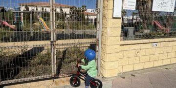 «Casi un año sin parque y hay peques que aún no lo han superado»