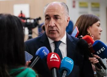 El alcalde Algeciras dice que el supuesto acoso sexual es “una campaña de PSOE” y que no ha sido denunciado