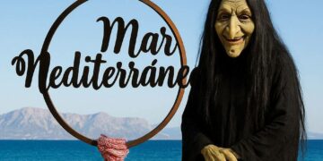 La Bruja Calabruja de Tarifa invita a las familias a vivir una experiencia mágica y creativa