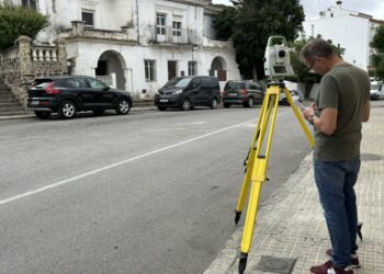 Facinas da pasos para construir viviendas protegidas en las antiguas Casas de Maestros