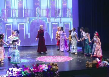 Sueña Tarifa abre el calendario educativo con teatro escolar y más de 350 alumnos