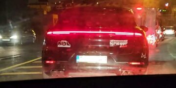 Grupo de deportivos protagonizan maniobras ‘suicidas’ en la N340 a la altura de Pelayo (video)