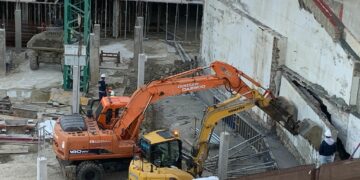 Nuevo incidente en la obra de La Tarifeña: un obrero, evacuado al Hospital Punta Europa con pronóstico reservado