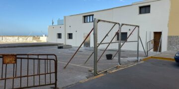 “La ley de costas ampara el paso y no todo vale en primera línea”.