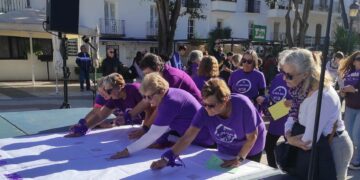 Tarifa: no a la violencia contra la mujer