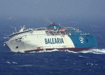 Baleària se disculpa por la travesía fallida y devuelve el dinero a los pasajeros
