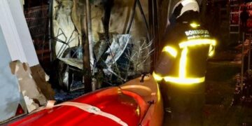 Un incendio arrasa una vivienda en Bolonia sin causar heridos