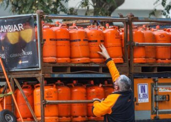 «Lo de Cepsa es un cachondeo tremendo. Ahora solo hay un repartidor para Tarifa, Facinas, Tahivilla y Bolonia»
