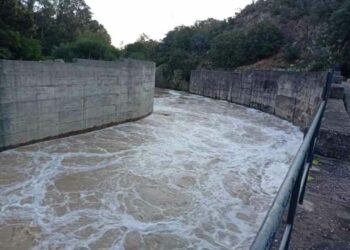 El embalse de Almodóvar en Tarifa inicia un desembalse controlado al llegar al 100% de capacidad