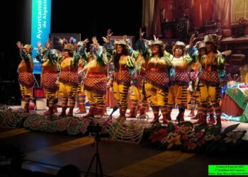 La comparsa de «Las Niñas de Tarifa» regresa al Falla en 2026 con ‘La última cuerda’