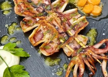 «Este finde comemos en Tarifa», tres paradas y una ruta de atún rojo oro…